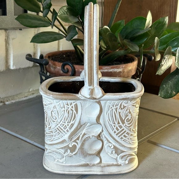 VINTAGE Rustic Country French Pottery Planter Vase - by Frohreich Barn Buckets - Picture 8 of 8